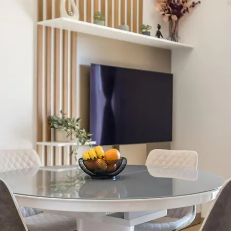 Апартаменты Three Bedroom With Terrace And Sea View A4